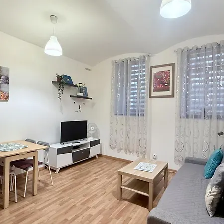Ground Floor * פראג