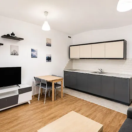 Ground Floor Prag