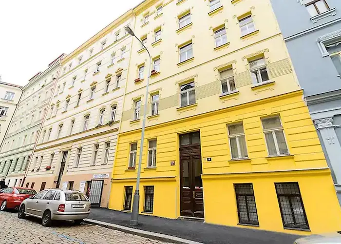 Ground Floor Prag